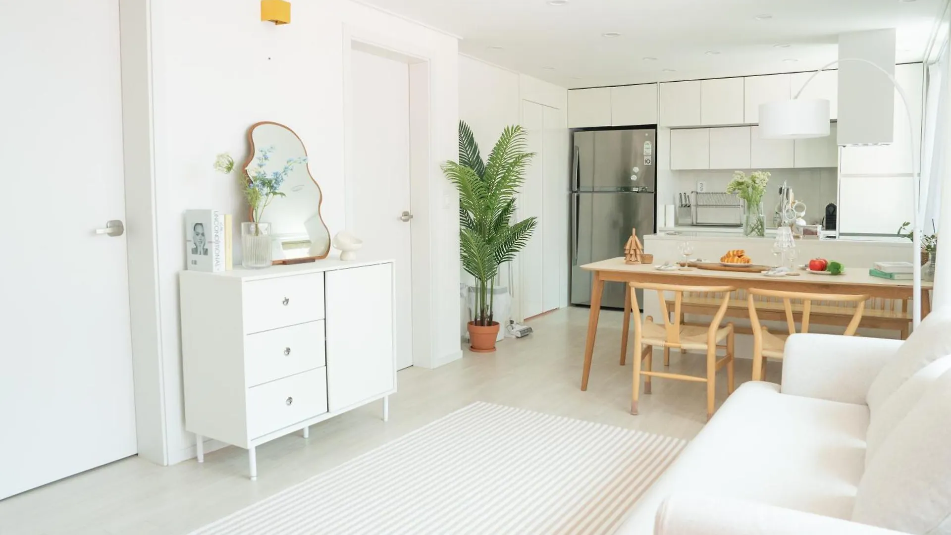 Cream House Lägenhet Busan